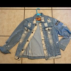 Rolling Paper 125796 Vintage Distressed Cotton Denim Jacket with Stereo Patch